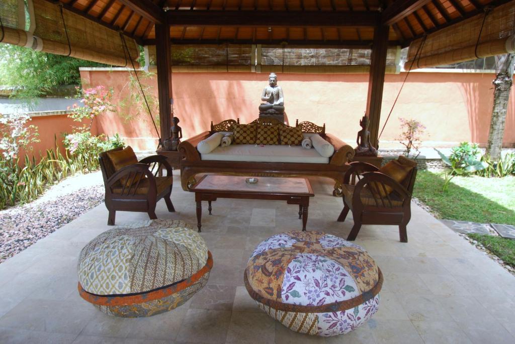 Puri Mas Spa Resort Mangsit Exterior foto
